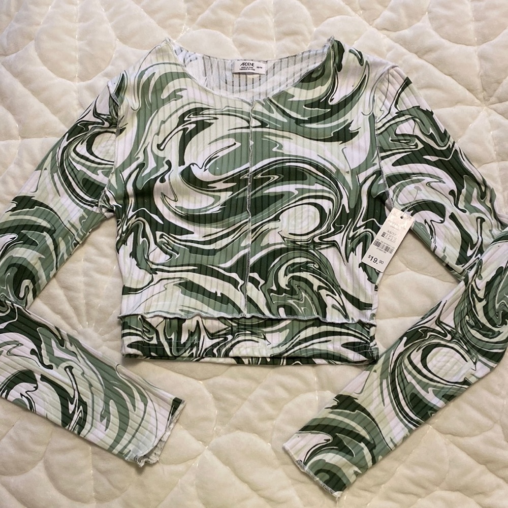 swirl pattern long sleeve